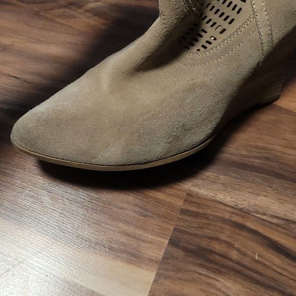 Suede wedge booties - Picture 4 of 5